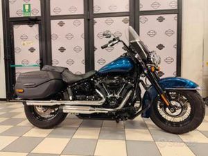 HARLEY-DAVIDSON SOFTAIL HERITAGE CLASSIC 114 CUSTO
