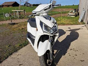 ROLLER VENGO LEO, NEUWERTIG, CA.1`280KM, NEUE BATTERIE 07.25 CANTON SCHWYTZ -