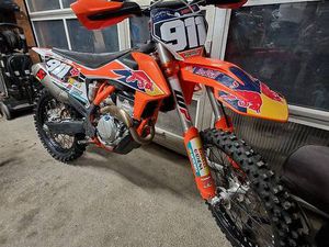 KTM SX-F 250 MOTOCROSS MOTORRAD CANTON OBWALD -