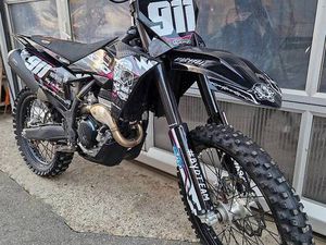 KTM SX-F 250 MOTOCROSS MOTORRAD WIE NEU CANTON OBWALD -