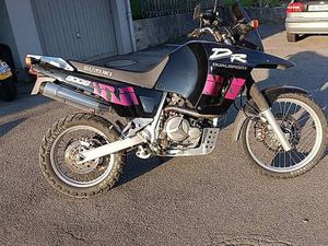 SUZUKI DR 800S < 35KW CANTON BERNE -