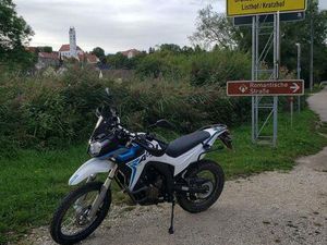 VOGE 300 RALLY BLAU/WEIß, 2X NEUE KOFFER