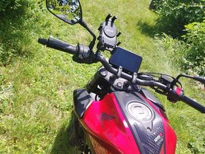 HONDA CB125R – AVRIL 2025 – 6 100 KM – ÉTAT IRRÉPROCHABLE