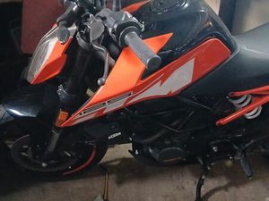 KTM DUKE