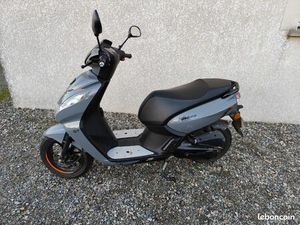 PEUGEOT KISBEE