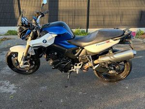 BMW F 800 R 2015 – 27 500 KM – BRIDÉE A2 + KIT DÉBRIDAGE FOURNI – PACK DYNAMIC COMPLET
