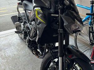 KAWASAKI Z900 BRIDÉE A2 – GARANTIE 4 ANS + GRAVAGE 6 ANS