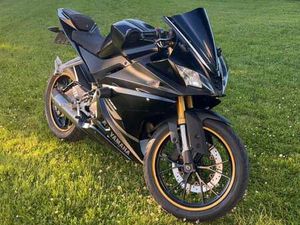 YAMAHA YZF-R125
