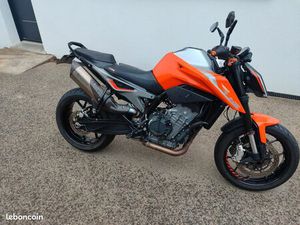 KTM DUKE 790