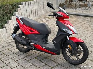 SCOOTER KYMCO AUTOMATIQUE 125 CM3