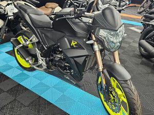 MAGPOWER R-STUNT 50 CC NOIR