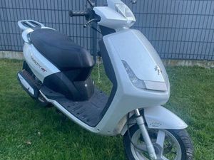 SCOOTER 4T PEUGEOT