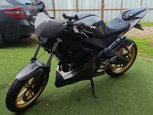 YZF 125 (VERSION STREET)