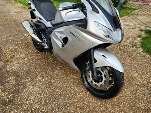 TRIUMPH SPRINT GT 1050