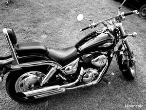 SUZUKI MARAUDER VZ800 DE 1999 25500 KM