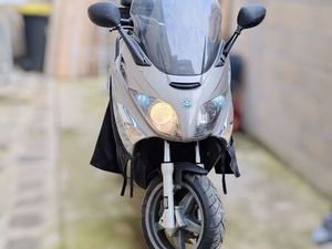 PIAGGIO X-EVO 125 2010
