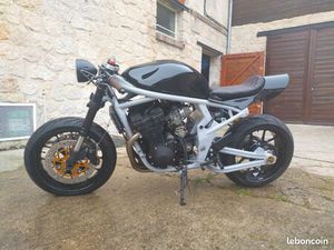 CAFÉ RACER 600 BANDIT