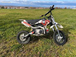 DIRT YCF 125