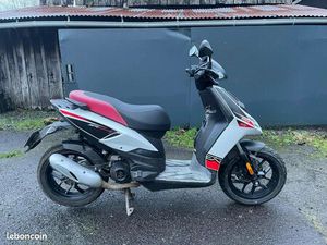 SCOOTER APRILIA