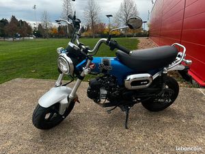 ?️ HONDA DAX 125 ST 2024 – 2 216 KM – COMME NEUVE