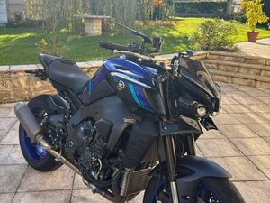 YAMAHA MT 10