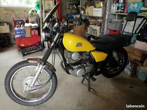 YAMAHA 250 SR