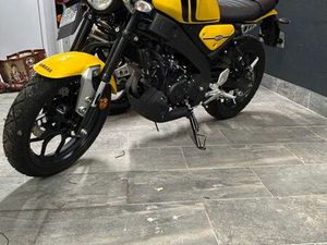 YAMAHA 125 XSR