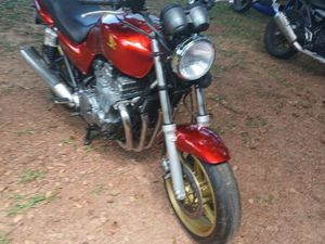 VENDS MOTO HONDA CB750 SEVEN FIFTY 1993