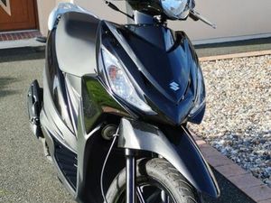 SCOOTER 125 SUZUKI