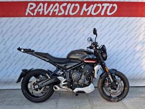 TRIUMPH TRIDENT 660