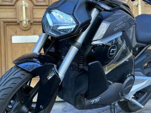 SUPER SOCO TS STREET HUNTER 50CM3 (DOUBLE BATTERIE + DOUBLE CHARGEUR)