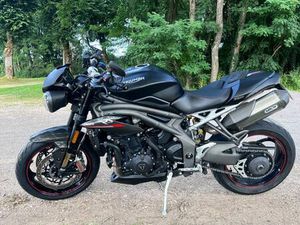 TRIUMPH SPEED TRIPLE 1050RS