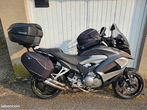 HONDA VFR X CROSSRUNNER