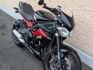 TRIUMPH STREET TRIPLE 675 R ABS