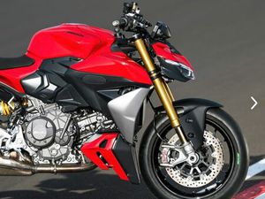 DUCATI STREETFIGHTER V2 2025