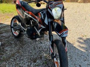 KTM 690