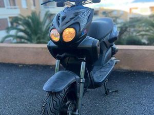 MBK STUNT NAKED 50 ANNÉE 2004