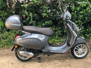 SCOOTER VESPA 50
