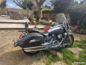 SUZUKI INTRUDER 2015