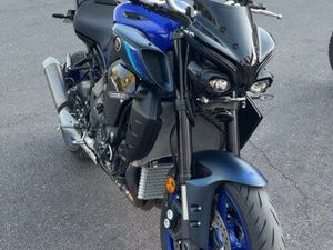 YAMAHA MT10