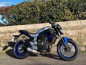 YAMAHA MT-07 A2 – 2016 – 16 130 KM – TRÈS BON ÉTAT