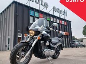 SUZUKI INTRUDER 800 - 2012