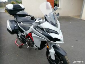 VENTE MOTO DUCATI 1200 S