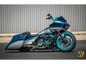HARLEY-DAVIDSON ROAD GLIDE CVO