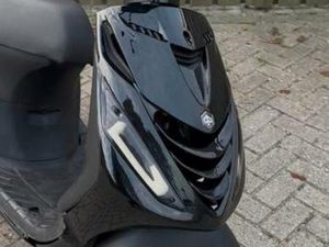ZIP 125 MET WOK — SCOOTERS | PIAGGIO — MARKTPLAATS