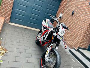 SWM SM 500R SUPERMOTO
