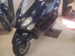 YAMAHA MAJESTY 125 →