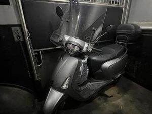KYMCO NEW LIKE SCOOTER (ZGAN, 2272KM) — SCOOTERS | KYMCO — MARKTPLAATS