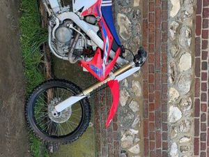 250 CRF