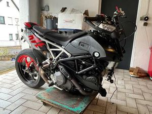 DUCATI HYPERMOTARD 950 RVE BJ.2023 MIT UNFALLSCHADEN